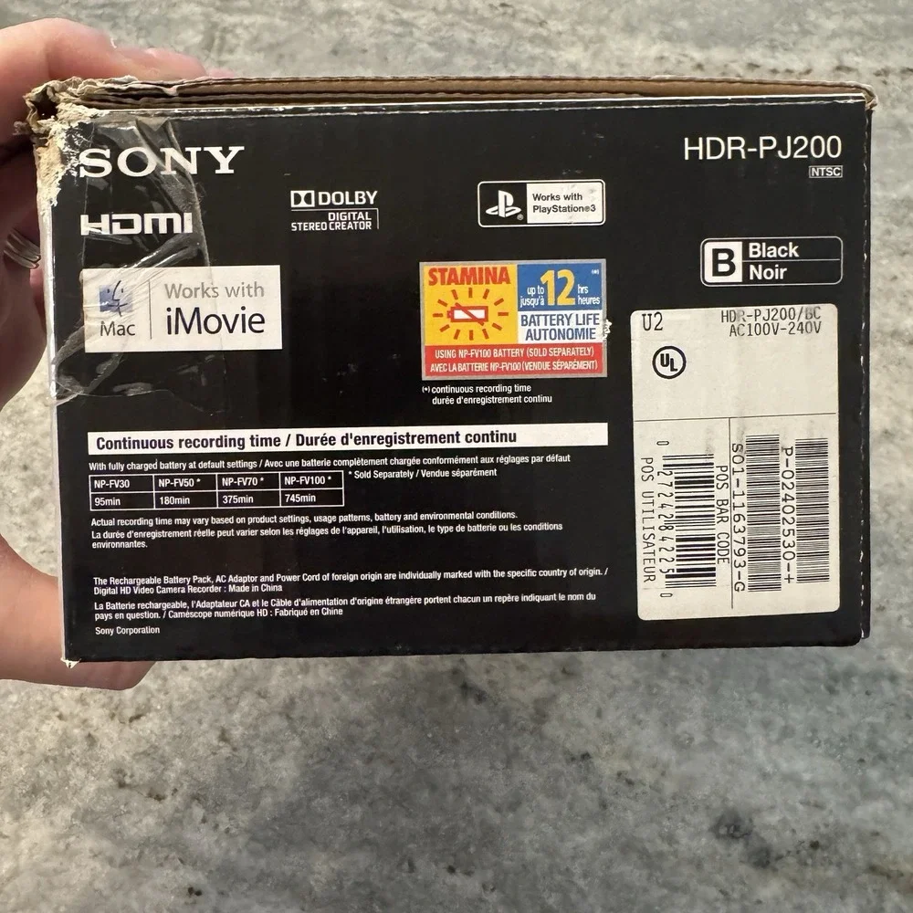 Sony Handycam HDR-PJ200 Full HD Camcorder w/Built-In Projector 30x Zoom